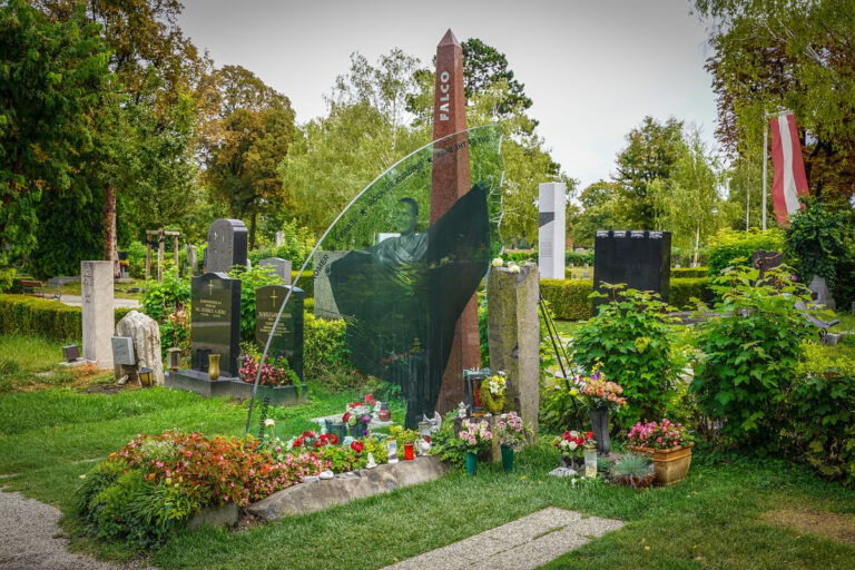 ﻿Sublimer le dernier hommage: guide complet pour choisir une décoration funéraire respectueuse du budget