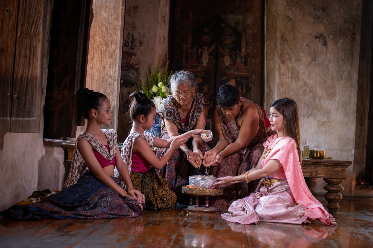 famille-aines-cambodgiens